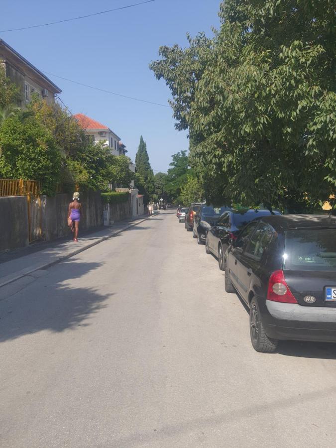 Apartment Izabela Split Exterior photo